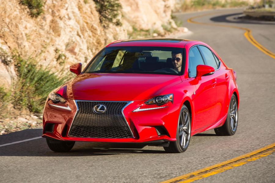  Lexus IS200t F-Sport 2015 года  (фото 33 из 52)